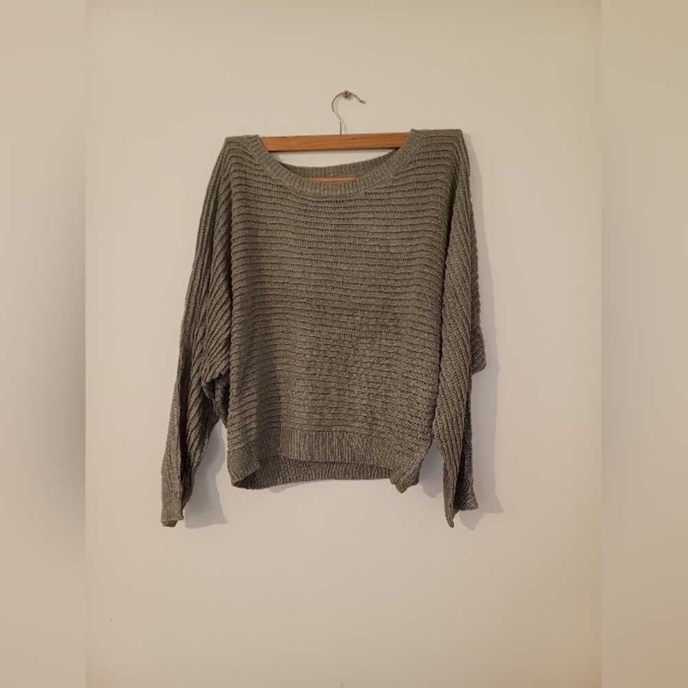 Moon & Madison Sage Green Balloon Sleeve Sweater